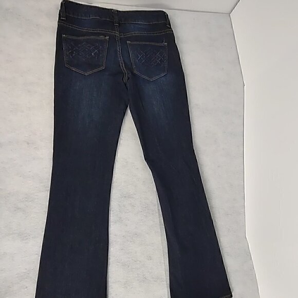 The Limited Denim Medium Dark Wash 678 Cotton Jeans. Size 2R - Picture 3 of 11